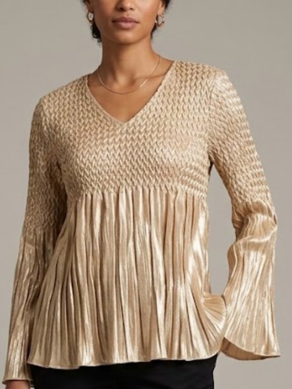 Essentials By Milano Gold Metallic Pleated Top M